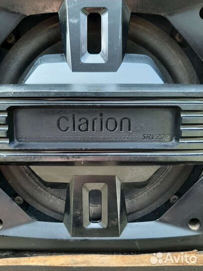 Сабвуфер Clarion с усилителем активный