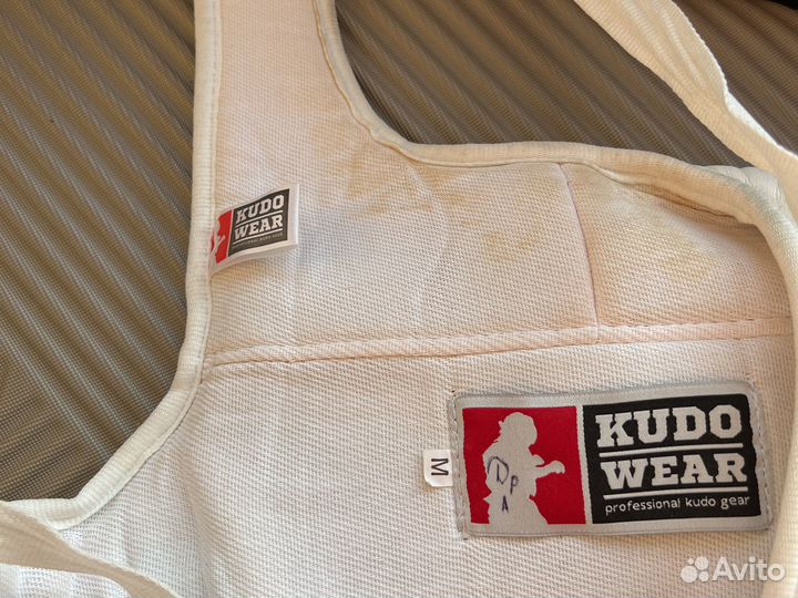 Жилет на грудь