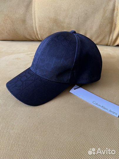 Бейсболка calvin klein