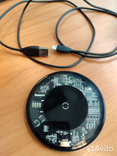 Беспроводная зарядка для iPhone Baseus