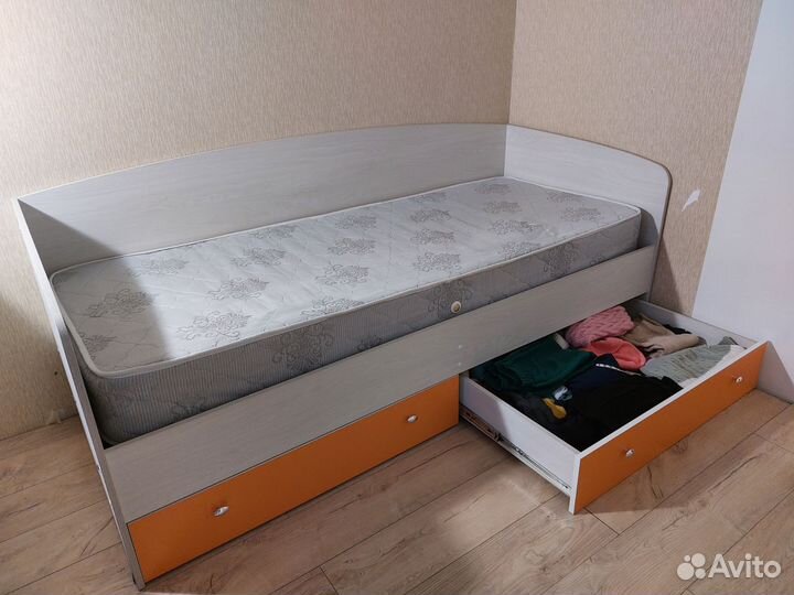 Детская кровать для подростков