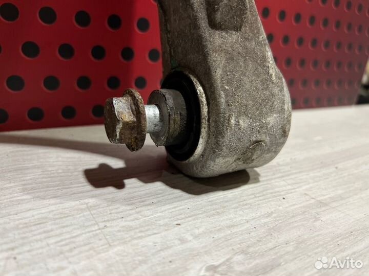 Рычаг задний левый Mercedes-Benz Gle W292 2017