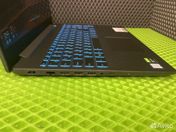 Ноутбук игровой Lenovo i5 GTX