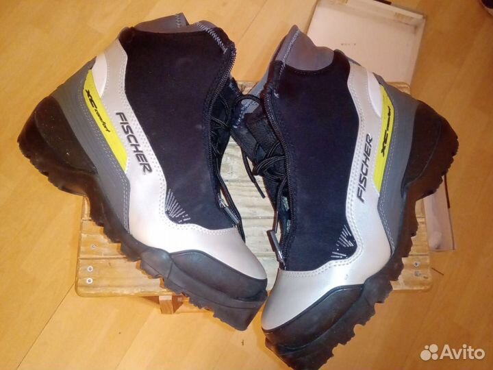 Лыжные ботинки fischer крепление SNS
