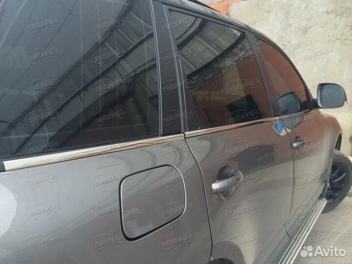 Молдинги стекол Volkswagen Touareg 2002-2010