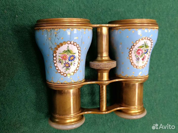 Театральный бинокль эмаль
