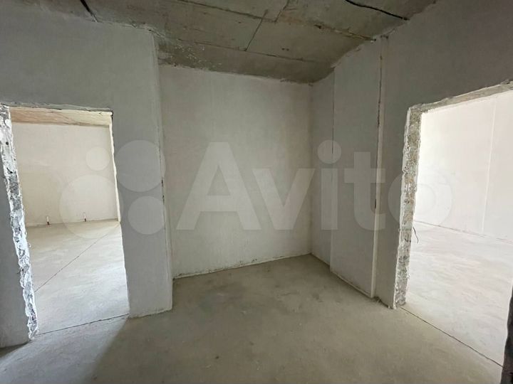 2-к. квартира, 81,9 м², 3/8 эт.