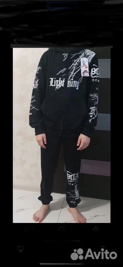 Спортивный костюм новый для мальчика