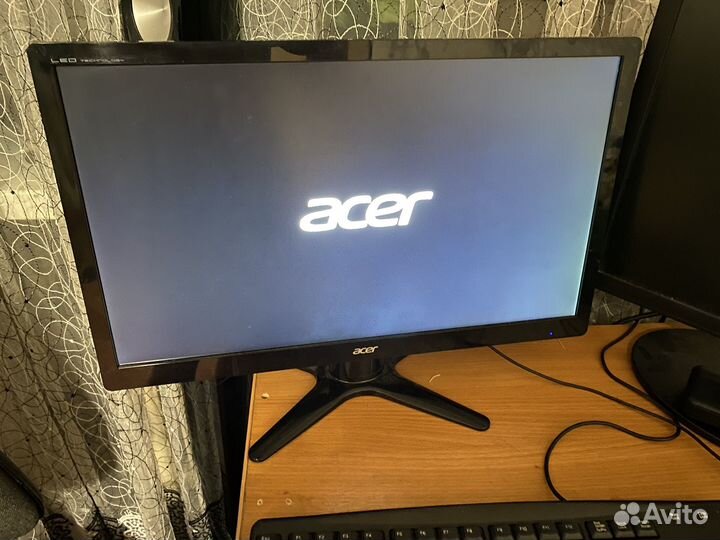 Монитор acer