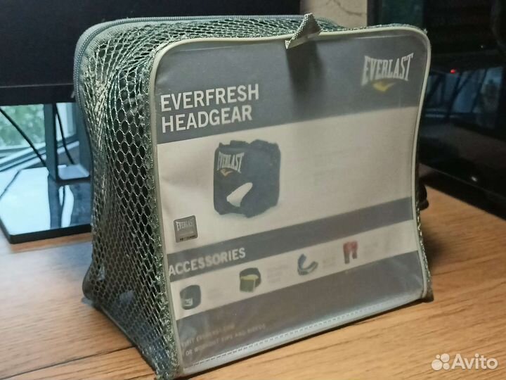 Боксерский шлем everlast