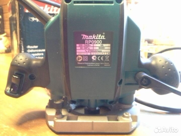 Фрезер makita RP0900