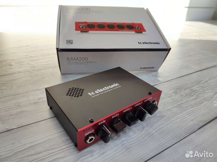 Усилитель для бас гитары Tc Electronic BAM200