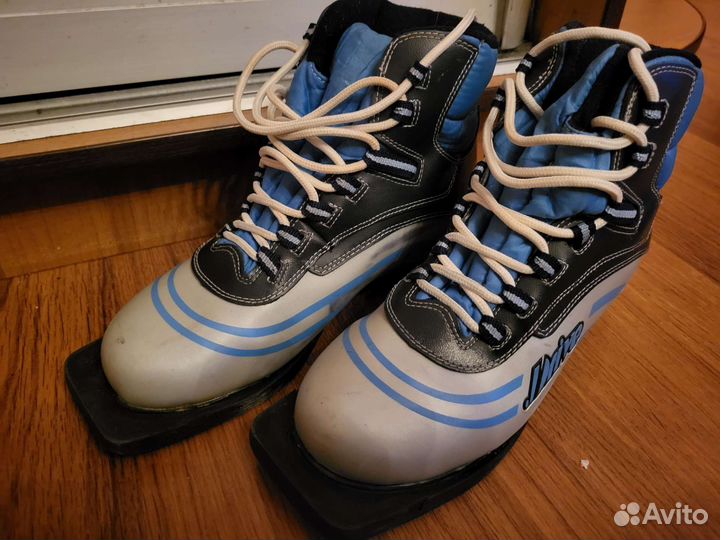 Лыжные ботинки 38 размер