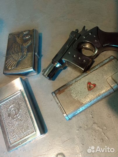 Зажигалка бензиновая винтажная