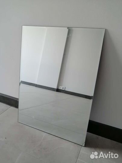 Зеркало настенное