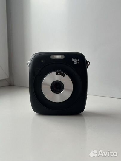 Fujifilm Instaх Sq10 фотоаппарат почти новый