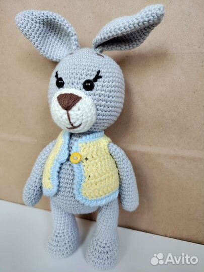 Мягкая игрушка Заяц (амигуруми) ручной работы