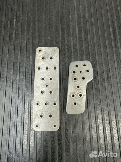 Накладки педалей renault clio 3 rs