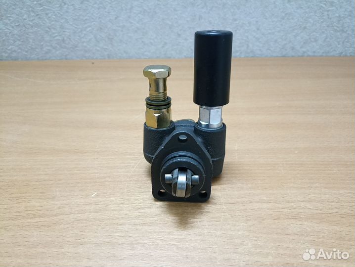 Насос ручной подкачки BAW 1044 Е2 yuejin 1041