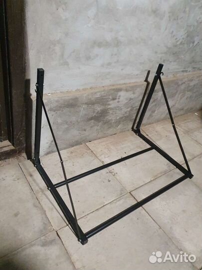 Кронштейн раздвижной для хранения шин