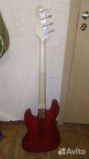 Бас гитара Foix