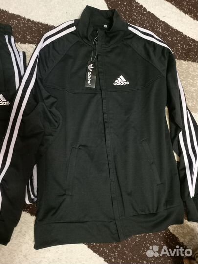 Спортивный костюм женский