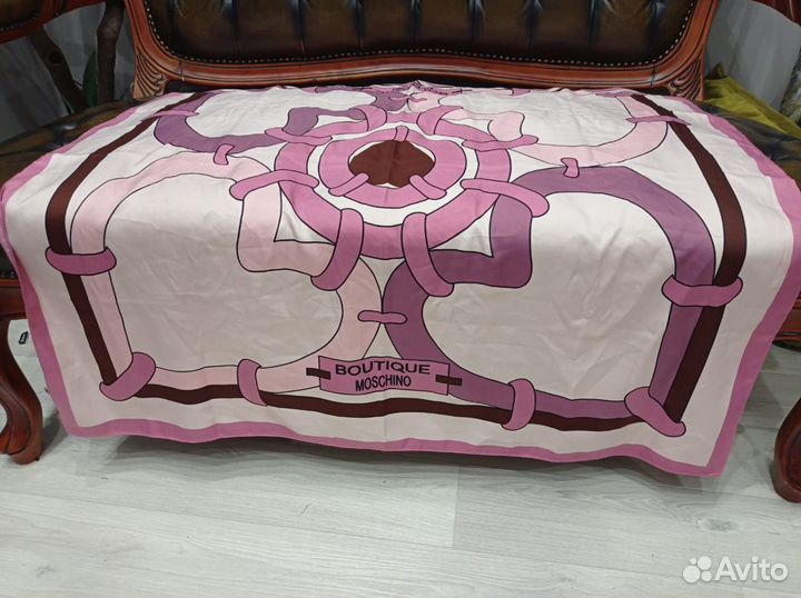 Платок boutique moschino твилл.италия