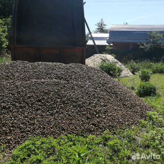 Песок, щебень, земля, навоз, бой кирпича