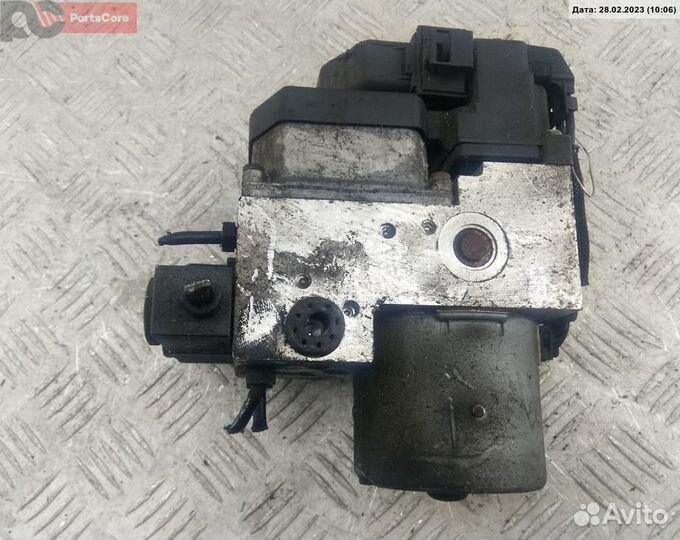 Блок управления тормозами/насос ABS Audi A6/RS6/S6