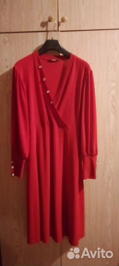 Платье новое 48 размер
