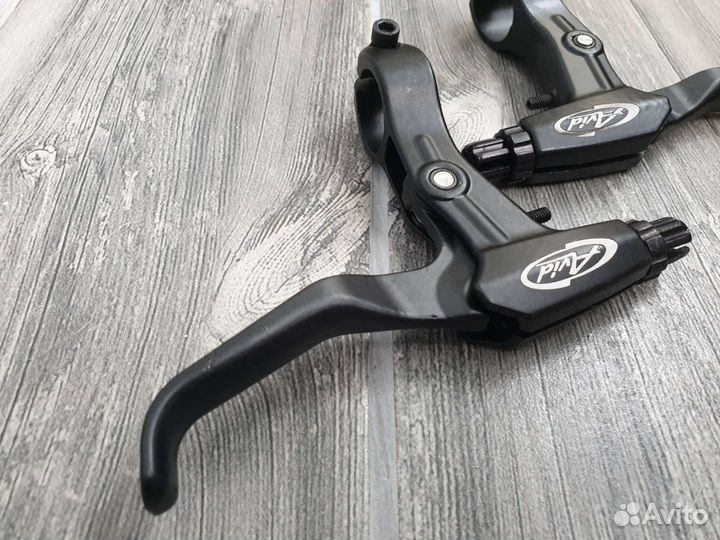 Ручки тормозные алюминиевые Avid (пара)