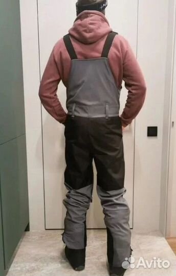 Полукомбинезон сноубордический. Размер 48-50