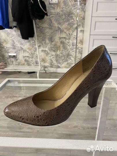 Туфли женские 39 размер коричневые Respect