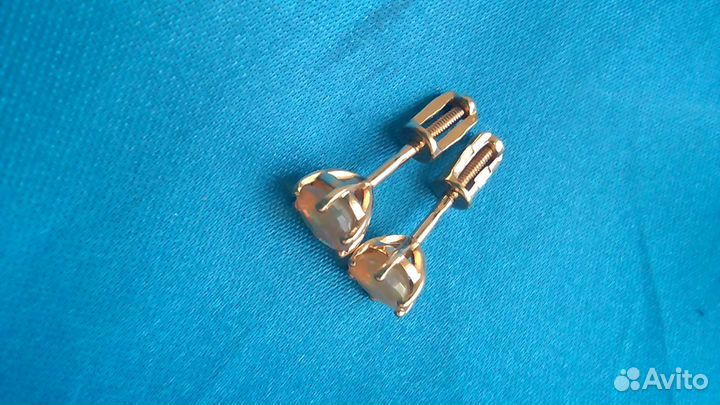 Золотые серьги