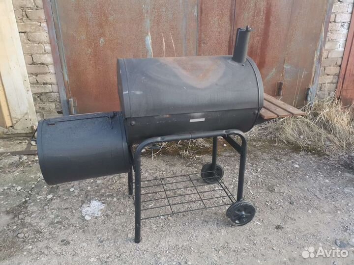 Гриль-барбекю Char Griller