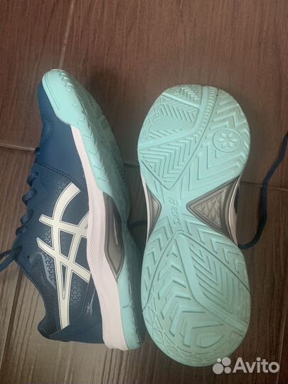 Кроссовки asics