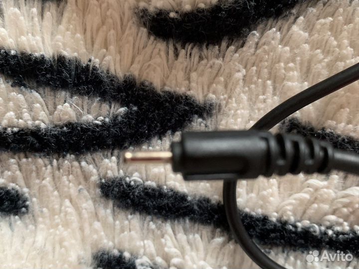 Зарядное устройство