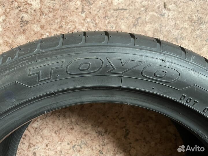 Toyo Proxes T1 Sport 215/50 R17 95W