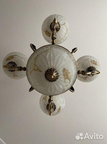 Люстра б/у почти новая