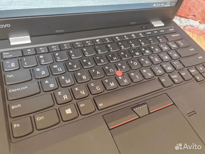 Ноутбук Lenovo с 13 дюймовым экраном, oзу 16 гб