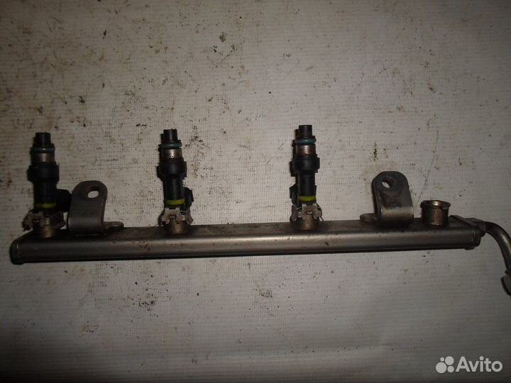 Рейка топливная (рампа)