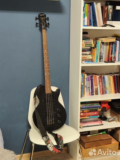 Басс гитара 4 струны Les Paul special