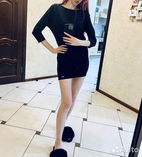 Платье Mohito S XS зимнее весеннее