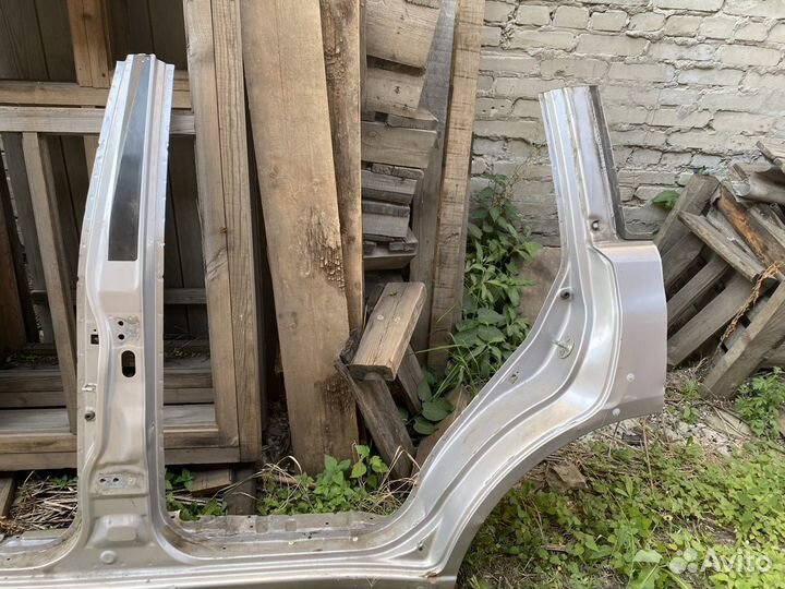 Порог левый боковина Pajero Sport 2 KH 08-15