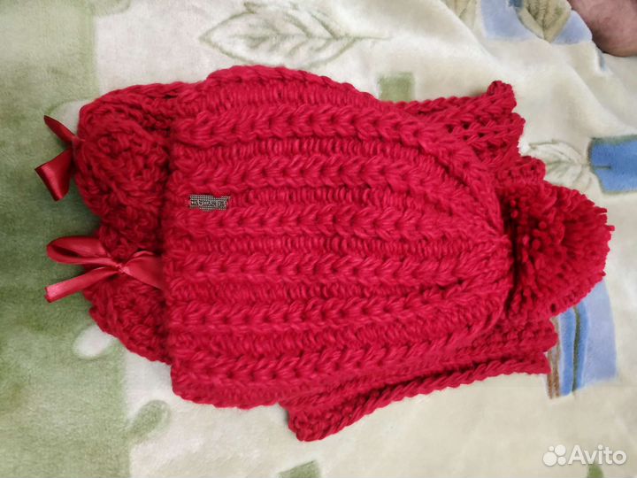 Шапка с шарфом.Новые