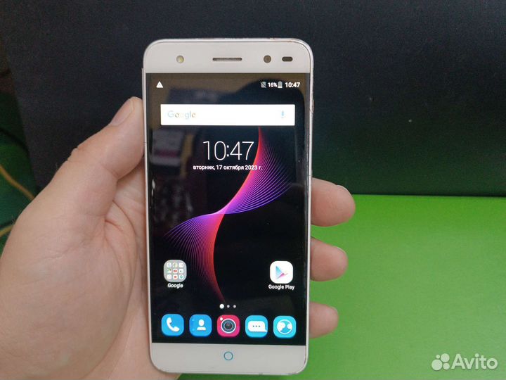 ZTE Blade V7, 2/16 ГБ