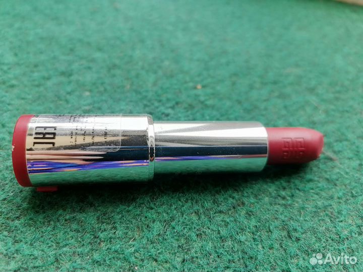 Помада givenchy le rouge