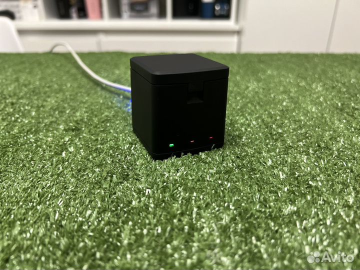 Зарядное устройство для GoPro