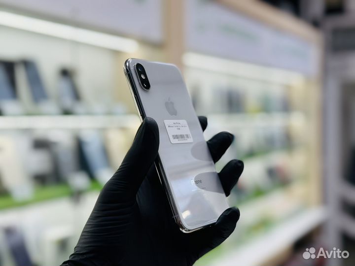 iPhone X, 64 ГБ