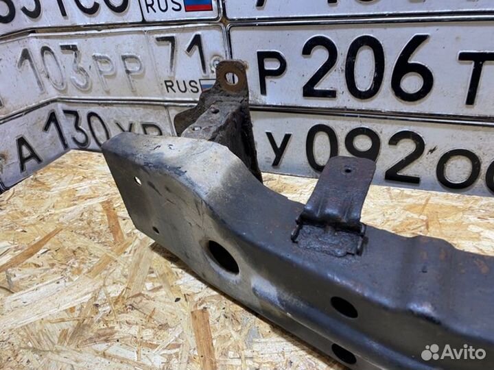 Усилитель переднего бампера Ssangyong Actyon